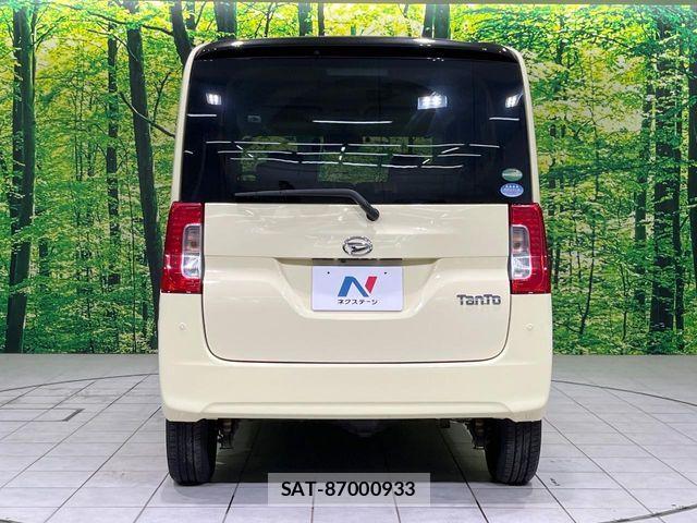 Daihatsu TANTO 2017-10 8075868-14