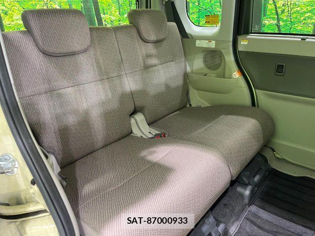 Daihatsu TANTO 2017-10 8075868-8