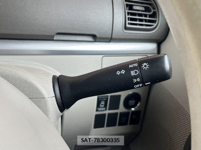 Daihatsu TANTO 2014-08 8075869-23