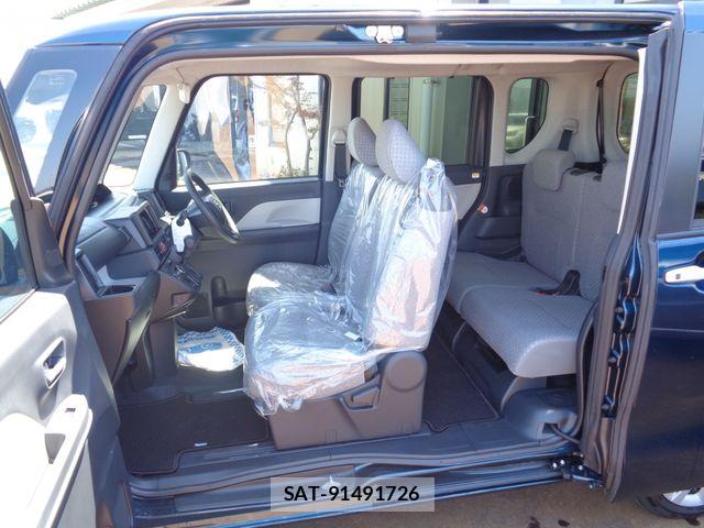 Daihatsu TANTO 2025-02 8102237-9