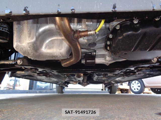 Daihatsu TANTO 2025-02 8102237-26