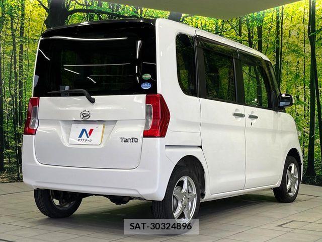 Daihatsu TANTO 2016-02 8102238-16