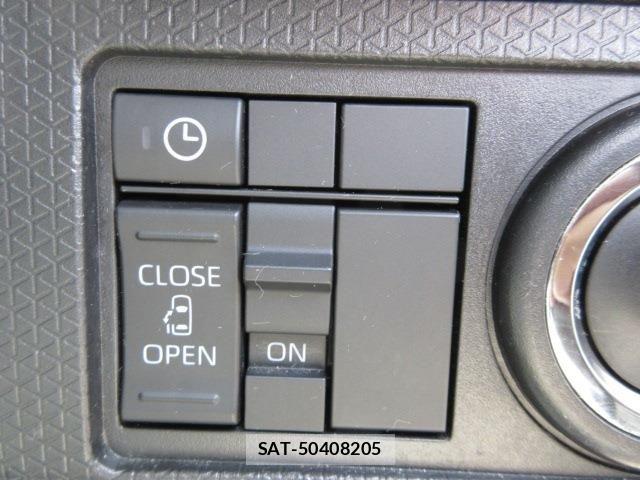 Daihatsu TANTO 2022-04 8146829-10