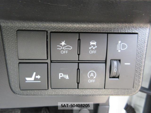 Daihatsu TANTO 2022-04 8146829-11