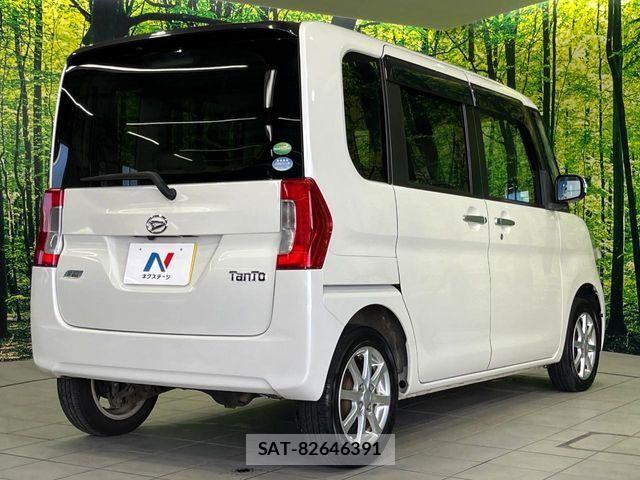 Daihatsu TANTO 2014-11 8210596-16