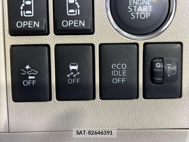 Daihatsu TANTO 2014-11 8210596-6
