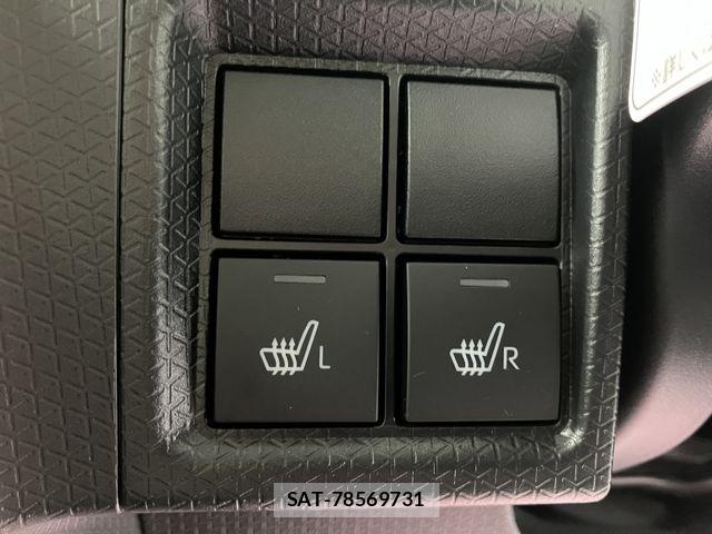 Daihatsu TANTO 2025-11 8210591-7