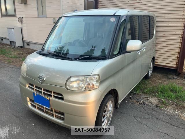 Daihatsu TANTO 2012-06 8232065-0