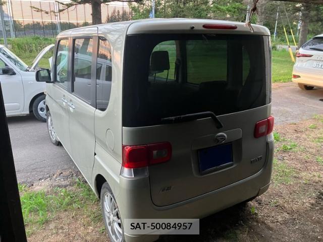 Daihatsu TANTO 2012-06 8232065-6