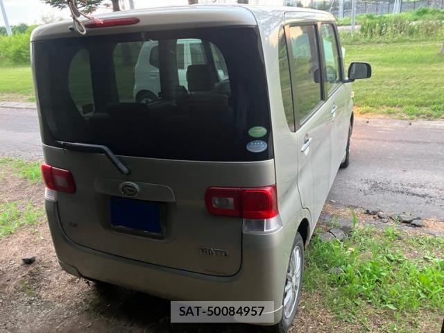 Daihatsu TANTO 2012-06 8232065-7