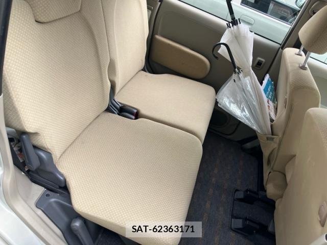 Daihatsu TANTO 2006-01 8232066-16