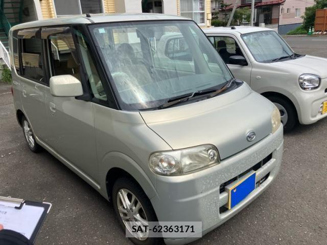 Daihatsu TANTO 2006-01 8232066-1