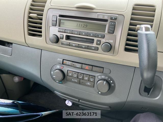 Daihatsu TANTO 2006-01 8232066-22