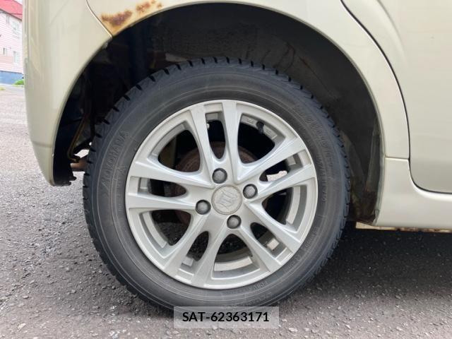 Daihatsu TANTO 2006-01 8232066-4