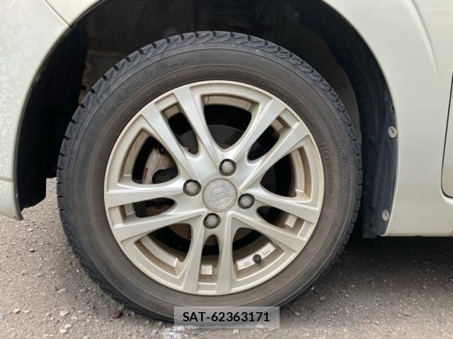 Daihatsu TANTO 2006-01 8232066-6