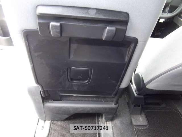 Daihatsu TANTO 2020-04 8232064-9