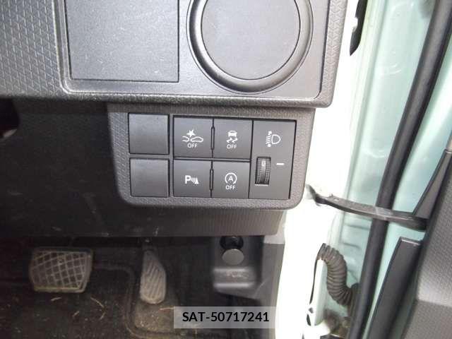 Daihatsu TANTO 2020-04 8232064-3