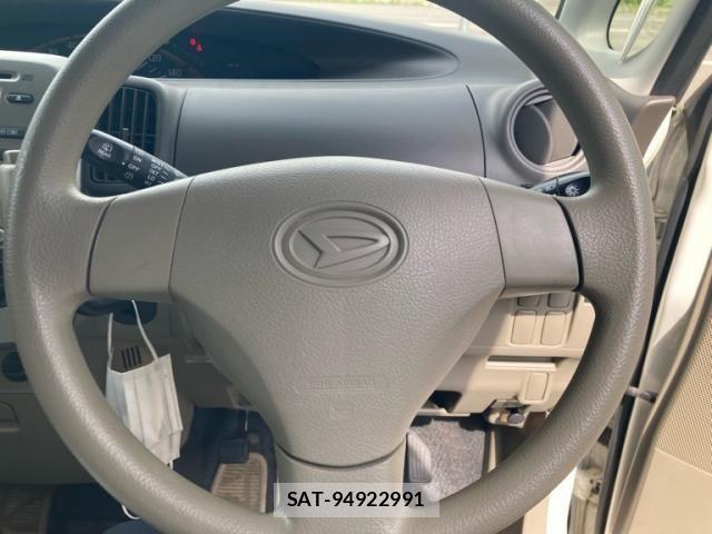 Daihatsu TANTO 2011-08 8246901-13
