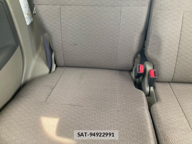 Daihatsu TANTO 2011-08 8246901-17