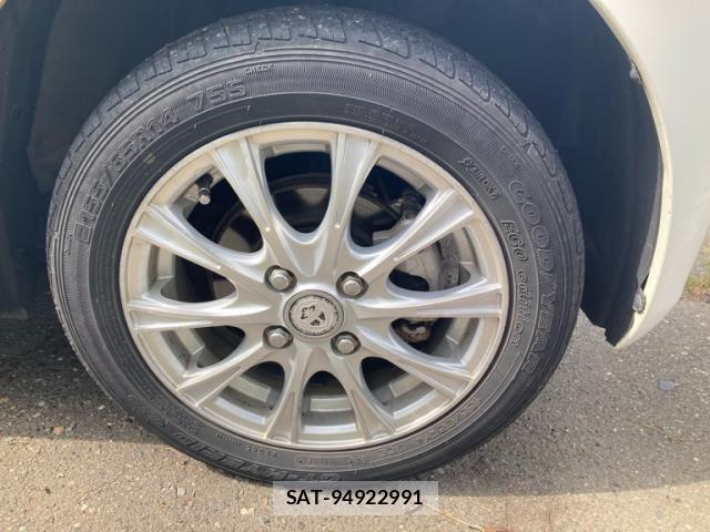 Daihatsu TANTO 2011-08 8246901-3