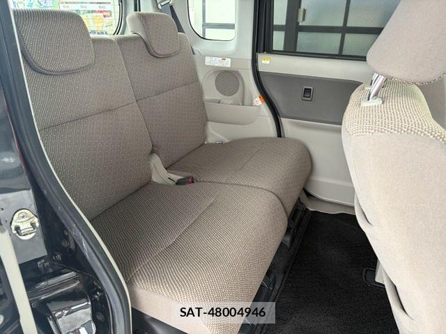Daihatsu TANTO 2019-01 8317530-12