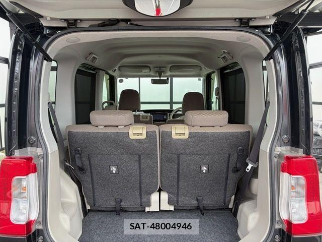 Daihatsu TANTO 2019-01 8317530-14