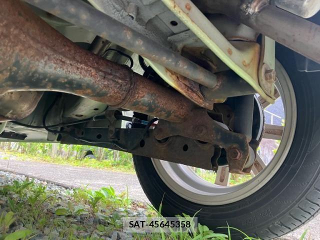 Daihatsu TANTO 2013-12 8317532-12