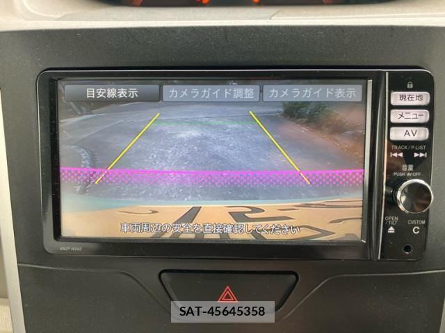 Daihatsu TANTO 2013-12 8317532-19