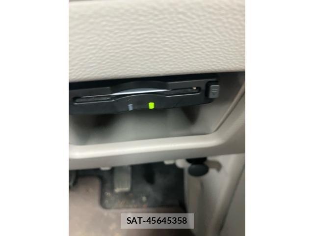 Daihatsu TANTO 2013-12 8317532-22