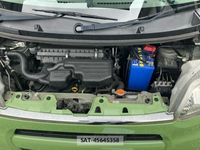 Daihatsu TANTO 2013-12 8317532-23
