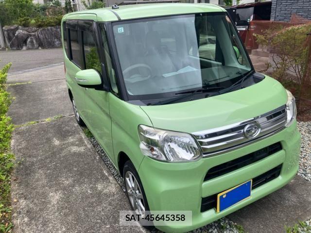 Daihatsu TANTO 2013-12 8317532-3