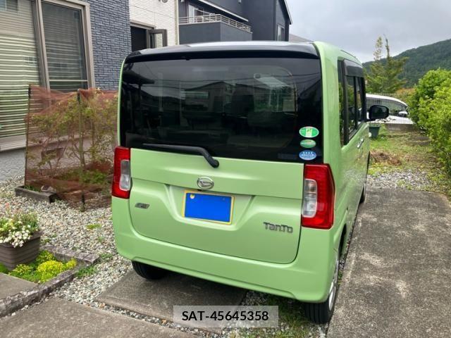 Daihatsu TANTO 2013-12 8317532-8