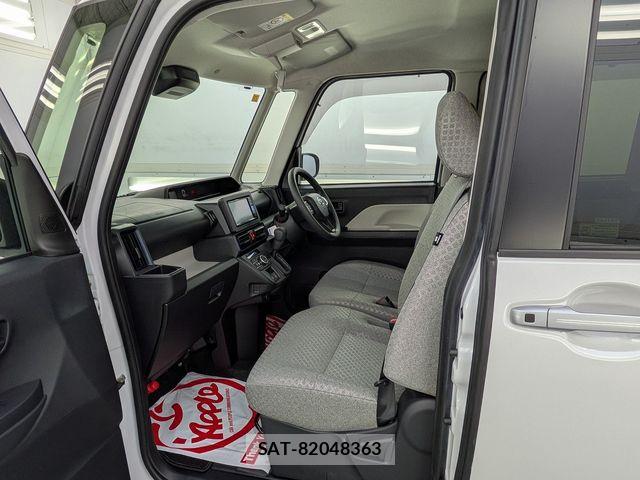 Daihatsu TANTO 2023-10 8317531-17