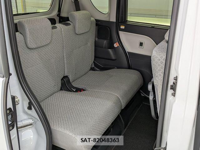 Daihatsu TANTO 2023-10 8317531-19