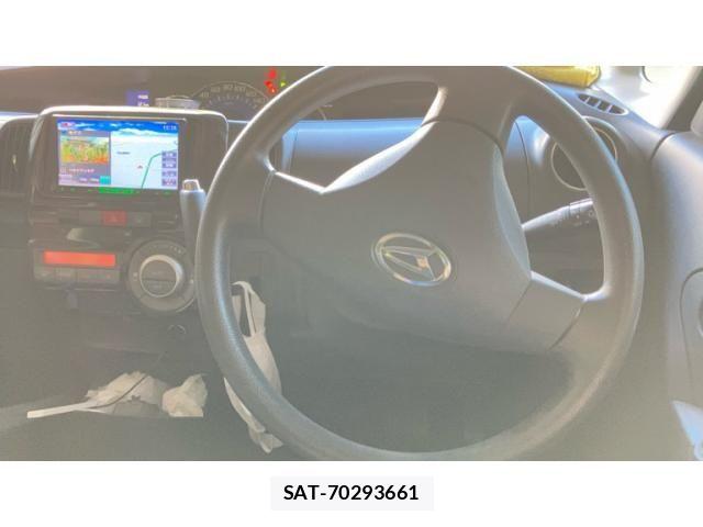 Daihatsu TANTO 2013-07 8338149-18