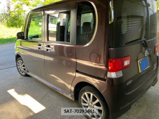 Daihatsu TANTO 2013-07 8338149-5