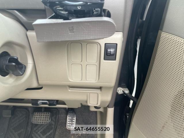 Daihatsu TANTO 2009-06 8338148-16