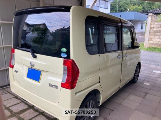 Daihatsu TANTO 2014-05 8369268-5