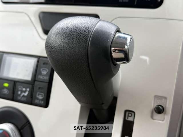 Daihatsu TANTO 2018-02 8415369-26