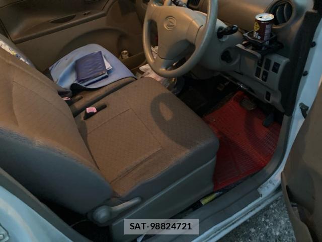 Daihatsu TANTO 2012-04 8458601-13