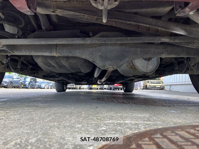 Daihatsu TANTO 2017-05 8527713-3