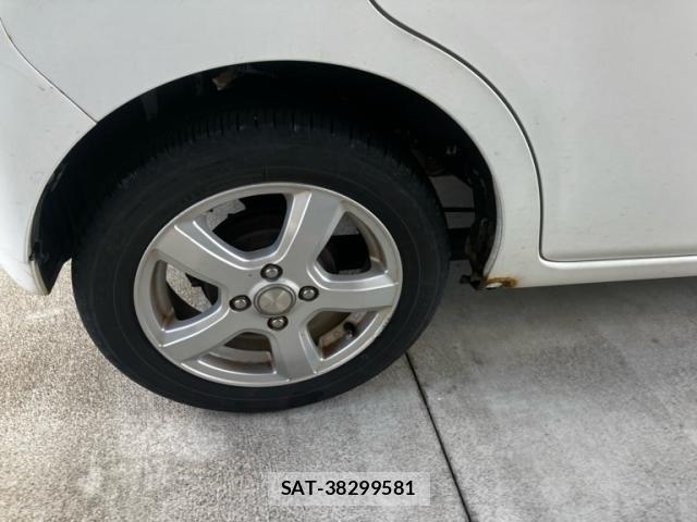 Daihatsu TANTO 2012-05 8563758-8