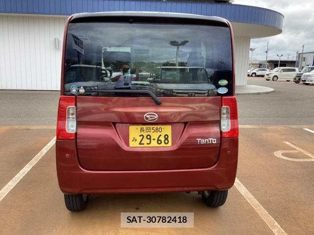 Daihatsu TANTO 2015-12 8661923-3