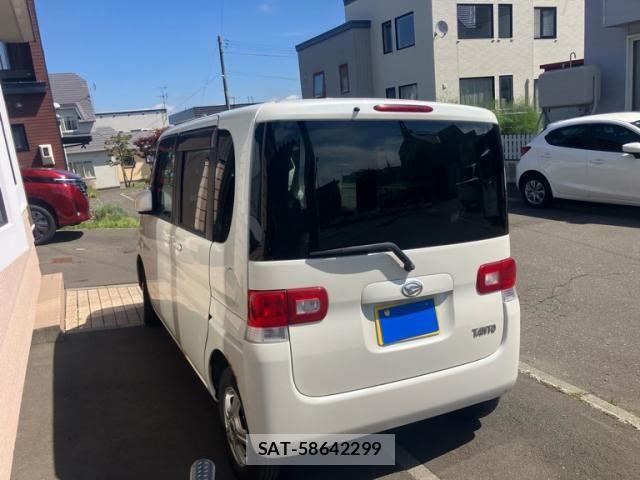 Daihatsu TANTO 2010-03 8661924-6
