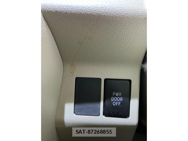 Daihatsu TANTO 2016-11 8746268-26