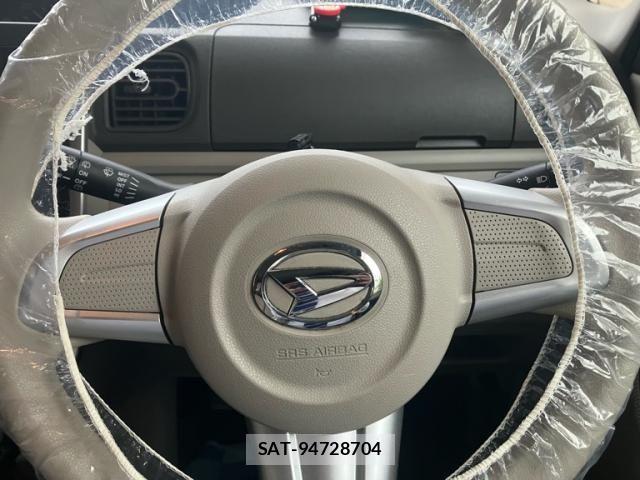 Daihatsu TANTO 2014-04 8746269-17
