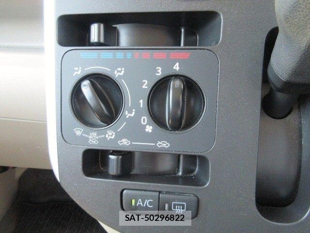 Daihatsu TANTO 2016-02 8744226-17