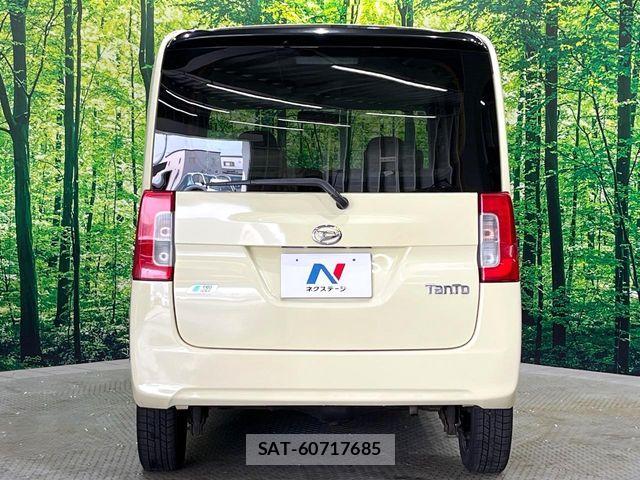 Daihatsu TANTO 2013-11 8797706-14