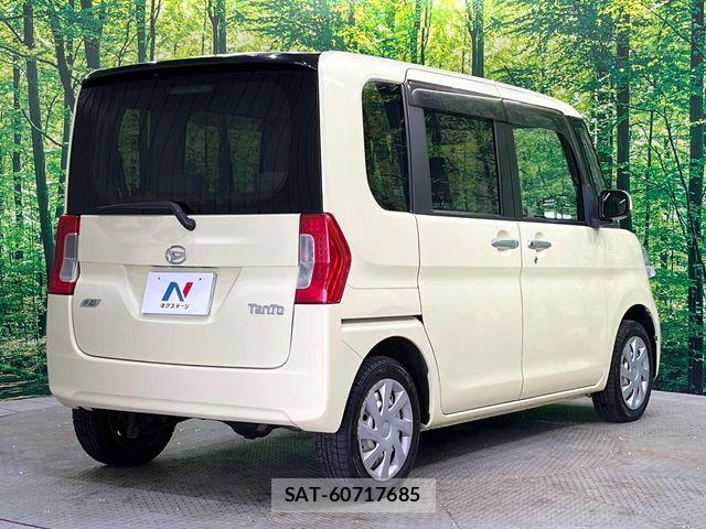 Daihatsu TANTO 2013-11 8797706-16