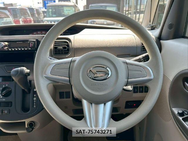 Daihatsu TANTO 2014-11 8872229-15